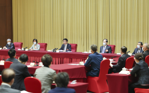 【聚焦两会】王沪宁当选全国政协主席
