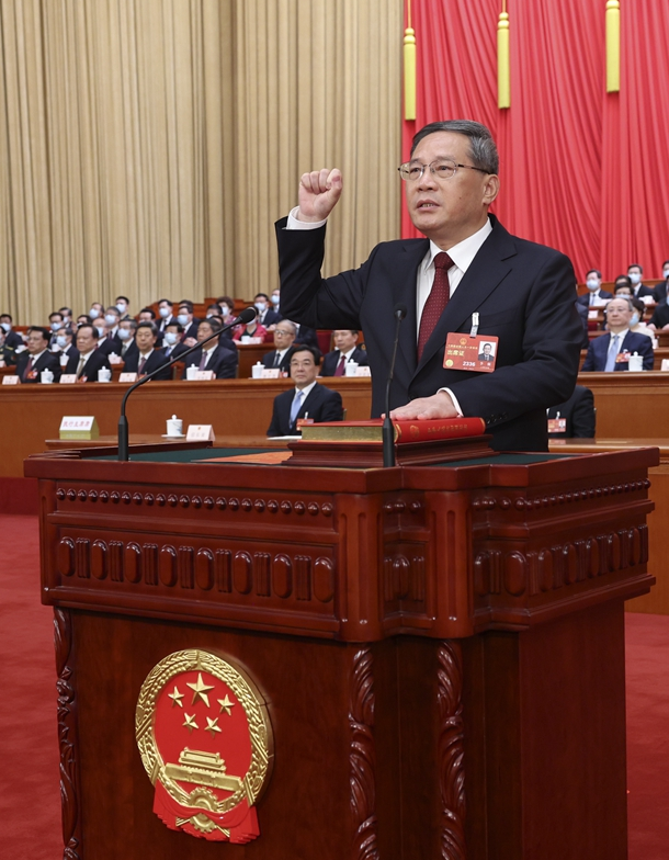 【聚焦两会】国家主席习近平签署主席令，任命李强为国务院总理